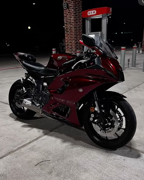 ig: motosakiii Motorbike Yamaha, Motocross Love, Red Bike, Red Motorcycle, Motorcross Bike, Yamaha Bikes, Bike Aesthetic, Motorcycle Aesthetic, Biker Aesthetic