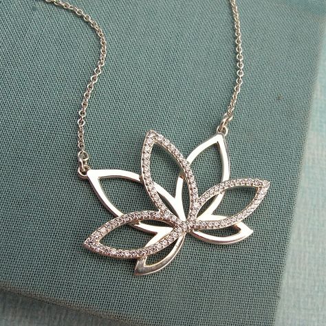 Diamond Pendent, Fancy Jewelry Necklace, Lotus Jewelry, Lotus Necklace, Pretty Jewelry Necklaces, Lotus Pendant, Silver Jewelry Design, Diamond Jewelry Designs, Fancy Jewellery