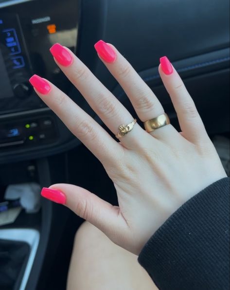 Short Coffin Shape Nails Hot Pink, Hot Pink Nails Solid Color, Neon Pink Nails Coffin, Short Coffin Hot Pink Nails, Plain Hot Pink Acrylic Nails, Short Nails Ideas Solid Color, Hot Pink Nail Ideas Summer Short, Bright Pink Nails Square, Hot Pink Nails Acrylic Coffin