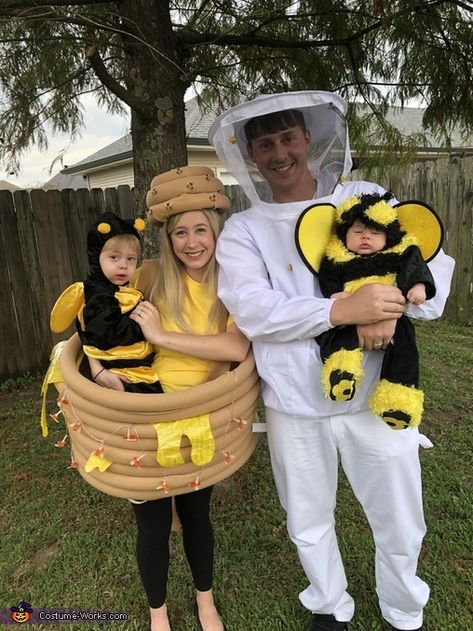 Happ'bee Hive'oween Costume Queen Bee Costume Diy, Bee Costume Diy, Bee Costumes, Queen Bee Costume, Bumble Bee Costume, Diy Mommy, Diy Costumes Women, Bee Costume, Costumes For Teens