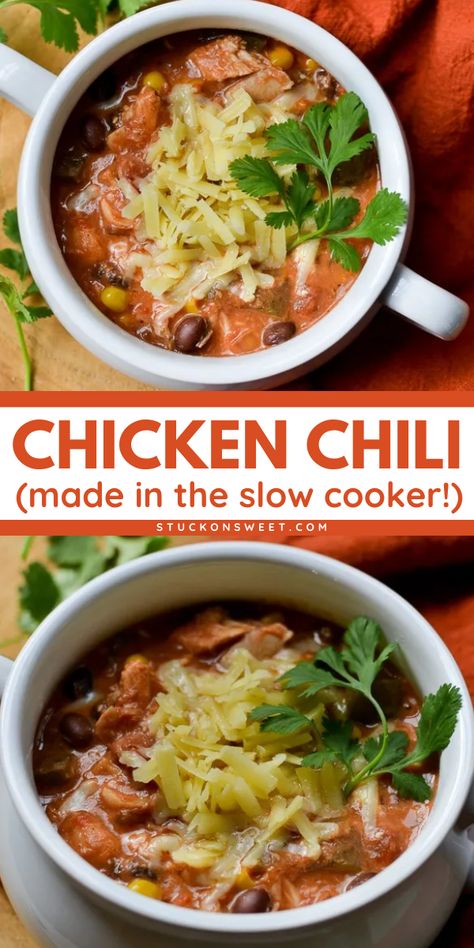 Only serve a satisfying chili for your loved ones! This best chicken chili is simple, has it all, and belongs to your fall comfort food dinners! It's an easy slow cooker recipe made with all the wonderful chili ingredients and spices. Creamy and thick! Crockpot Chilli Chicken, Chicken Chili Crock Pot, Crock Pot Chicken Chilli, Best Slow Cooker Chilli Recipes, Chicken Chilli In Crock Pot, Easy Chicken Chilli In Crock Pot, Crockpot Chicken Chili, Cream Cheese Chicken Chilli In Crock Pot, Chicken Chili Recipe Easy