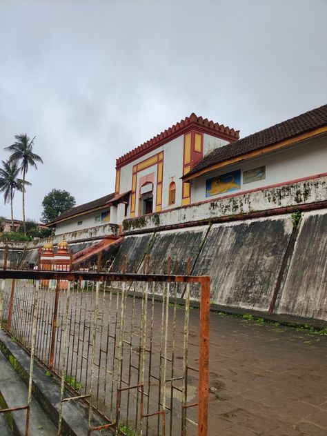 Omkareshwar Temple, Coorg Karnataka, India Nature, Travel South, South India, India Travel, Fort, Tourism, Temple