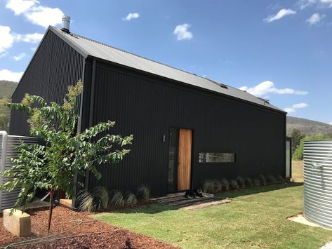 Black Shed, Shed Home, Black Barn, House Shed, Modern Barn House, Barns Sheds, New South Wales Australia, Shed Homes, Barn Style House