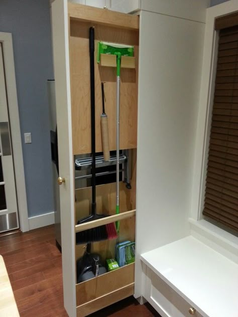 Kitchen Broom Pull-out, but I would have that as a slim cupboard by the back door Pull Out Broom Closet, Broom Closet Organizer, Closet Minimalista, Broom Cabinet, Broom Storage, Ideas Closet, Broom Closet, Ikea Kitchen Cabinets, Laundry Room Cabinets