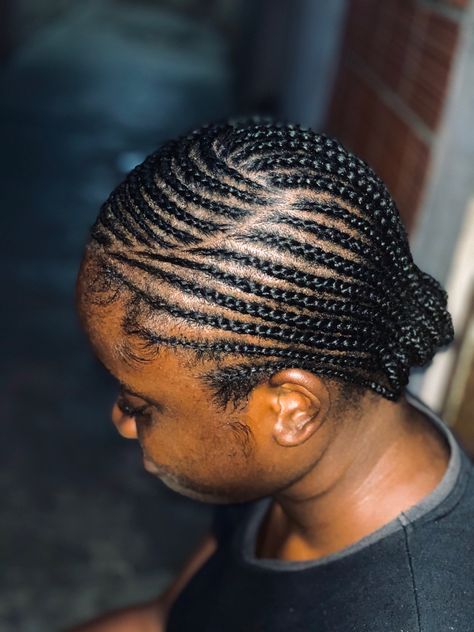 Simple Corn Row Styles, Canrows Going Back Natural Hair, Corn Roll All Back Styles, Corn Row Styles Natural Hair, Simple All Back Cornrows Hairstyles, Plaiting Hairstyles, Mini Cornrows, Corn Row Styles, 4c Styles