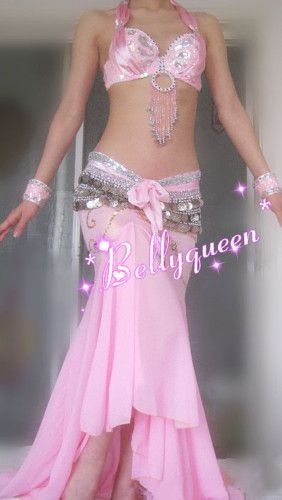 . Pink Belly Dance Costume, Belly Dancer Outfits, Skirt Scarf, Belly Dance Outfit, Dancers Outfit, Dance Outfit, Belly Dancer, Belly Dance Costume, Belly Dancing