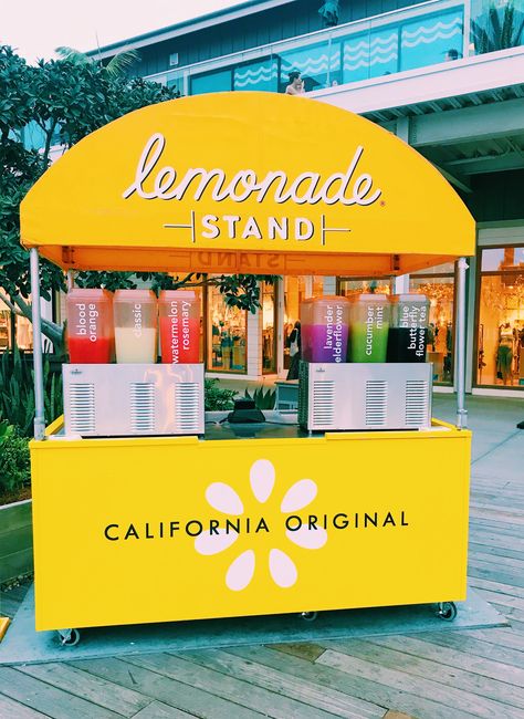 Lemonade Booth Design, Drink Stall Ideas, Juice Stand Design, Juice Cart Ideas, Modern Lemonade Stand, Juice Stall Design, Juice Booth Design, Juice Stand Ideas, Food Stall Design Ideas Simple