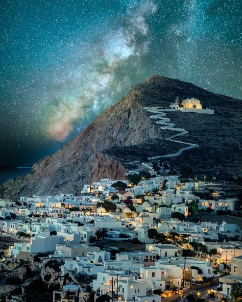 PATSALEJA — gemsofgreece: The Greek island of Folégandros…a... Attica Greece, Cyclades Islands, Secluded Beach, Aegean Sea, Travel Sites, Greek Island, Greek Islands, Breathtaking Views, Best Hotels