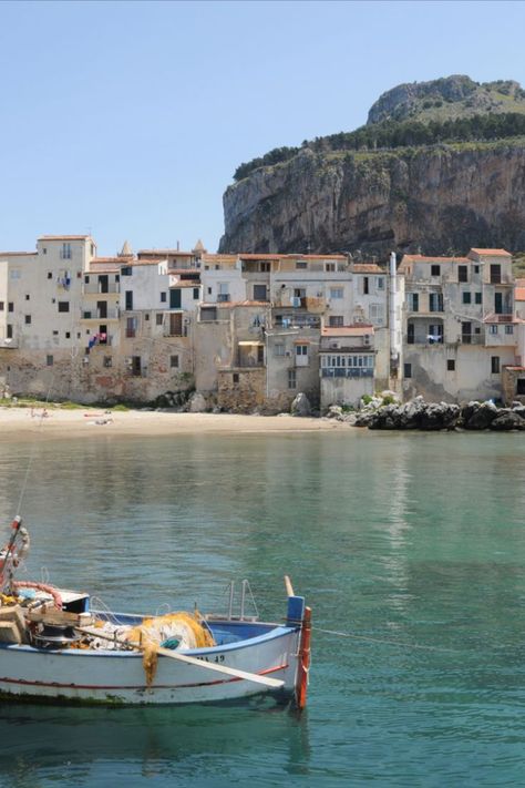 Sicily Aesthetic, Sicily Italy Aesthetic, Europe Vibes, 2025 Manifestation, Cefalu Sicily, Mediterranean Vibes, Italian Trip, Italy Magazine, Sicily Travel