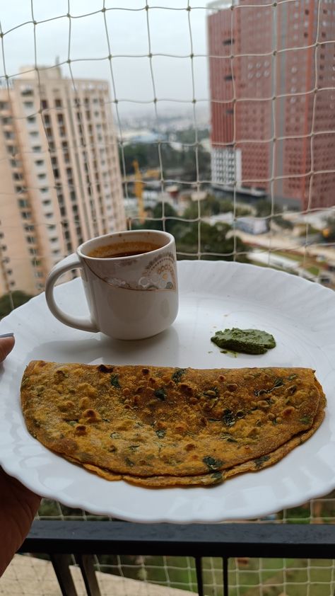 No better breakfast than Thepla and Garam Cha ☕ Morning Indian Breakfast, Morning Breakfast Indian, Breakfast Indian, Better Breakfast, Food Stories, Food Crush, Indian Breakfast, Morning Breakfast, Quick Saves