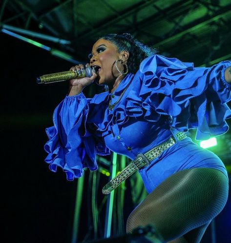 SOMEBODY SAY NADAYYYY😍😍😍 What do you think she was singing here? . . . . . #nadiabatson #soca #artiste #music #nadiabatson #trinidadandtobago #vibes #entertainment #ebuzztt Trinidad And Tobago, You Think, Thinking Of You, Bat, Singing, Entertainment, Music, Quick Saves