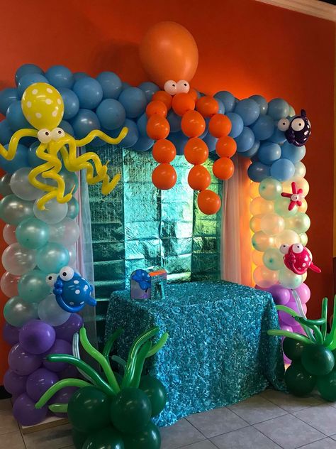 Nemo Birthday, Mermaid Balloons, Ocean Birthday Party, Deco Ballon, Shark Themed Birthday Party, Ocean Birthday, Shark Birthday Party, Sea Birthday Party, Mermaid Theme Birthday