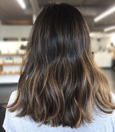 f o i l a y a g e ; highlights and balayage have a baby 👶🏼 . . . . . . #foilayage #highlights #brunette #brunettebalayage #lob #brunette… Straight Balayage Brunette, Partial Foil Brunette, Mini Partial Highlights, Partial Balayage Brunettes Dark Brown, Partial Balyage Short Hair Brunette, Subtle Balayage Brunette Dark, Brunette Partial Highlights, Brunette Minimal Highlights, Brunette Mini Highlight