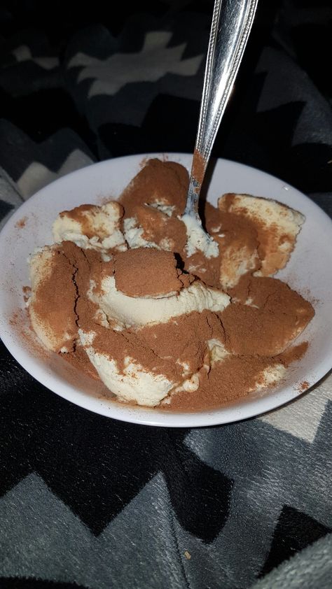 Ice cream & milo..late night snack.. Fake Ice Cream Snaps Night, Night Snacks Snapchat, Late Night Fake Snap, Night Ice Cream Snap, Night Snacks Snap, Late Night Snacks Snap, Late Night Food Snap, Late Night Cravings Snapchat, Ice Cream Aesthetic Night