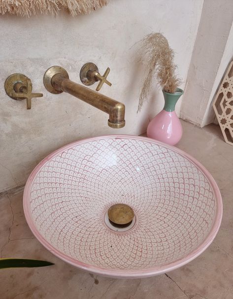 MOROCCAN WASHBASIN CERAMIC SINK Bathroom,Kitchen decore. washbasin sink will assist you with getting a more close to home and individualistic style for your washroom or kitchen, all of them are one of a kind on the grounds that the bowls are perfectly handcrafted and painted by a conventional craftsmans. Moroccan ceramics is most representative handicraft of the local culture, include vases,washbasin sinks, plates, pots, dishes, and bowls in a gorgeous traditional design, handmade hand painted by artisans, a great centre piece for bathrooms or kitchens.The moroccan sink will definitely help you to obtain a more personal and beautiful style of your bathroom. ※ DESCRIPTION ※   Moroccan ceramic wash basin sink made from natural materials and with a great symbolic load, resistant to abrasion a Cool Sinks Bathroom, Flower Sink, Moroccan Bathroom Decor, Ceramic Sink Bathroom, Bathroom Ceramics, Pink Sink, Wet Bar Sink, Moroccan Style Home, Mosaic Sink