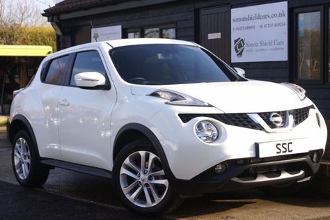 Nissan Juke 1.2 DiG-T Acenta Premium 5dr Hatchback Petrol Arctic White for sale at http://www.simonshieldcars.co.uk/used/nissan/juke/12-dig-t-acenta-premium-5dr/ipswich/suffolk/17709286 Nissan Juke White, Juke Car, Best Family Cars, Ipswich Suffolk, Small Luxury Cars, Mid Size Car, Car Goals, Foose, Nissan Juke