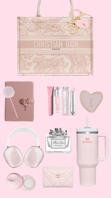 Pink bag essentials How To Style Pink Bag, Pink Bag Outfit Ideas, Pink Bag Outfit, Pink Bags Outfit, Bag Outfit Ideas, Pink Life, Bag Outfit, Bag Essentials, Miss Dior