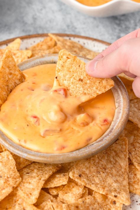 This creamy and delicious Velveeta Cheese Dip is made with just 3 simple ingredients! Perfect for game day, parties, or a quick snack, it's the ultimate cheesy dip to pair with tortilla chips or veggies. Ready in minutes! Velvetta Cheese Dip, Velveeta Cheese Dip Recipes, Queso Dip Easy, Velveeta Dip, Queso Dip Velveeta, Queso Dip Crockpot, Velveeta Cheese Dip, Cheese Chip Dip, Recipes With Velveeta Cheese