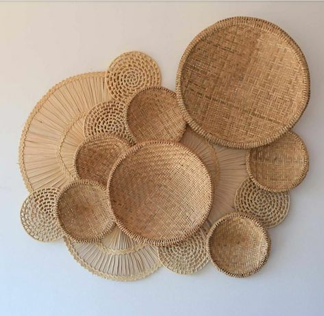 Cafe Rooftop, Bamboo Wall Covering, Vintage Basket Wall, Native Decor, Tropical Interiors, Feature Wall Design, Boho Bathroom Decor, Basket Decor, Basket Wall