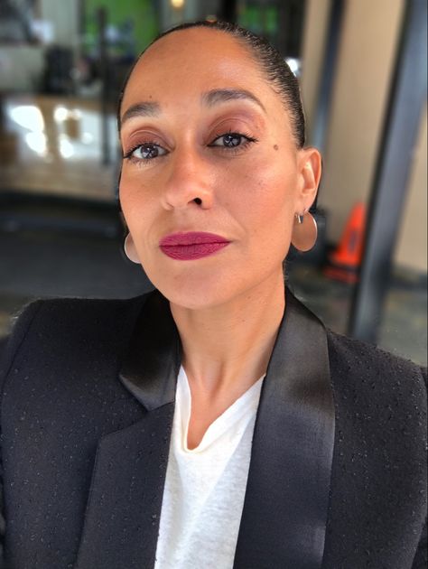 Tracy Ross, Tracey Ellis, Tracee Ellis Ross Style, Hollywood Glamour Aesthetic, Tracee Ellis Ross Fashion, Fresh Face Makeup, Beauty And The Beat, Chic Makeup, Celebrity Makeup Looks