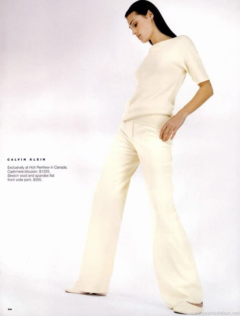 90s Minimalist Outfits, Airport Attire, White Editorial, 90s Minimalism, Yasmin Le Bon, Virtual Outfits, 2000s Clothes, Classic Outfit, Magazine Fashion