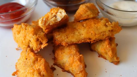 Homemade Chicken Fingers with Canned Chicken Canned Chicken Snack Recipes, Homemade Chicken Fingers Air Fryer, Easy Chicken Fingers, Canned Chicken Fingers Baked, Homemade Chicken Nuggets Canned Chicken, Keto Air Fryer Chicken Nuggets Canned Chicken, Keto Apps, Homemade Chicken Fingers, Homemade Milk Chocolate