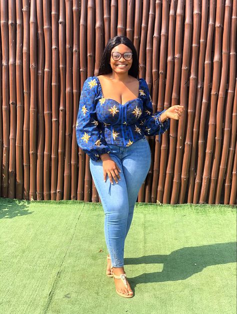 Ankara Smokey Top, Corset Ankara Tops With Jeans, Fancy Ankara Tops, Simple Ankara Tops With Jeans, African Print Tops With Jeans, Ankara Top Styles For Jeans, Ankara Tops With Jeans, Ankara Corset Top, Ankara Corset