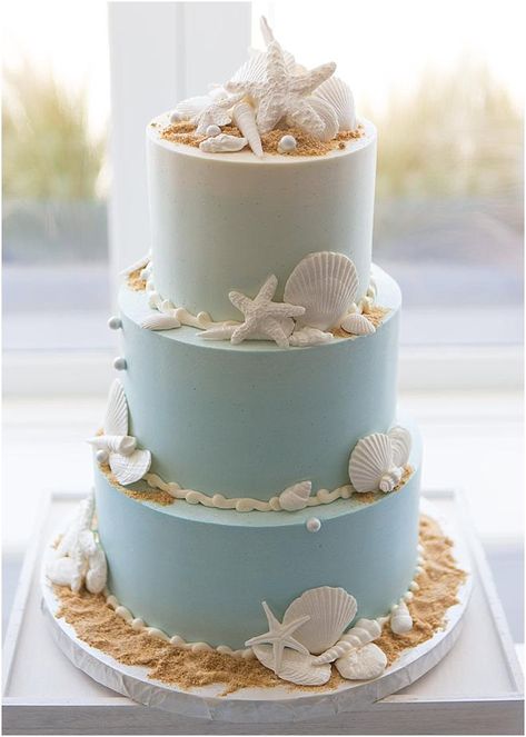 Beach Theme Wedding Cakes, Beach Themed Cakes, Beach Wedding Ideas, Beach Wedding Decorations Reception, Wedding Cake Ombre, Seashell Wedding, Summer Wedding Cakes, Beach Bridal Showers, Beach Cakes