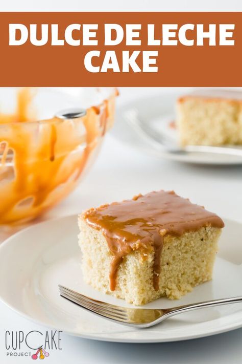 This dulce de leche cake is the perfect cake for anyone who loves the smooth, rich flavor of dulce de leche (the sweet, addictive caramel-like sauce popular in Latin America)! #dessert #dulcedelechecake Leche Cake Recipe, Filet Mignon Chorizo, Cake Recipes Uk, Vanilla Sheet Cakes, Leche Cake, Cupcake Project, Christmas Desserts Easy, Dessert Simple, Sheet Cake Recipes