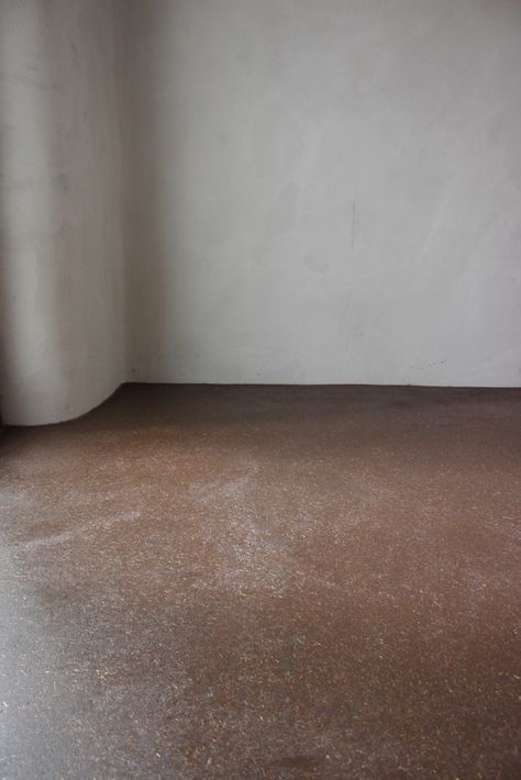 Earth Floors – Ontario Natural Plasters Rammed Earth Flooring, Brown Polished Concrete Floor, Limecrete Flooring, Terracotta Concrete Floor, Rammed Earth Floor, Earthen Flooring, Limecrete Floor, Raw Flooring, Earth Flooring