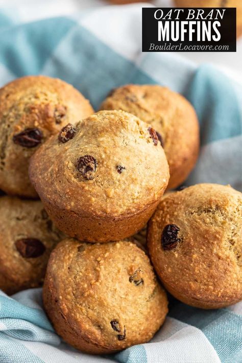 Easy Oat Bran Muffins are moist, soft and full of homey flavors. They are a healthier muffin made with applesauce instead of oil too! A great breakfast or snack recipe. Recipe With Raisins, Oat Bran Muffin Recipe, Oat Bran Recipes, Bran Muffins Healthy, Oat Bran Muffins, Buttermilk Muffins, Bran Muffin Recipes, Raisin Recipes, Wheat Bran