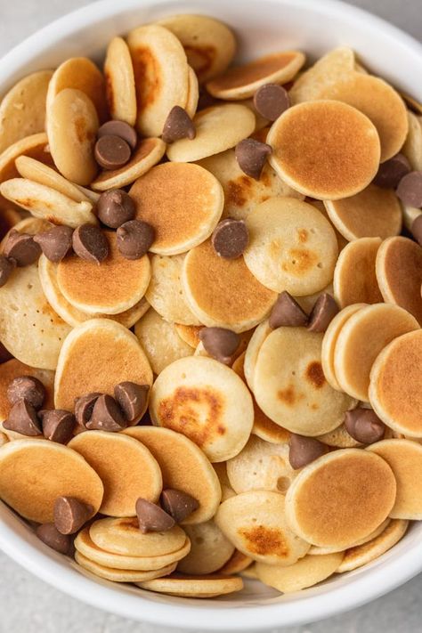 Mini Pancakes Cereal, Pancakes Cereal, The Dinner, Good Things To Make For Breakfast, 2 Minutes Recipe, For Breakfast, Cereal Pancakes, Good Recipes For Breakfast, Mini Pankaces