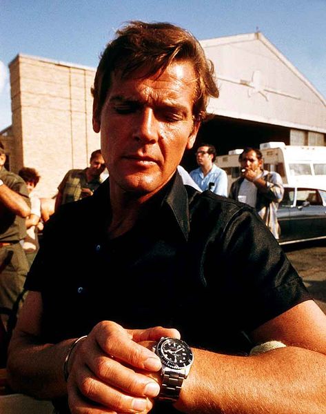 Rolex Submariner 5513, James Bond Watch, 007 Casino Royale, Rolex Watches Submariner, Submariner Watch, Rolex Vintage, 007 James Bond, James Bond Movies, Roger Moore