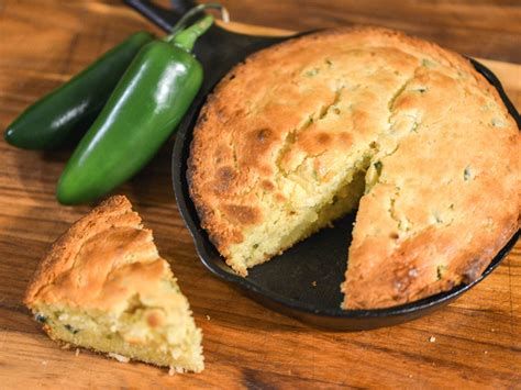 Jack Stack Jalapeno Cornbread Recipes Butter Cornbread Recipe, Jalapeño Cornbread Recipe, Spicy Cornbread, Jack Stack, Leftover Cornbread, Thanksgiving Bread, Bacon Crisps, Jalapeño Cornbread, Moist Cornbread