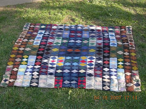 Argyle Blanket- from Socks to scarves to This! by Pater Wm. Wagner Old Socks Diy Reuse, Argyle Quilt, Diy Blankets, Snake Crafts, Monkey Crafts, Argyle Socks, Diy Socks, Puppet Crafts, Sock Crafts