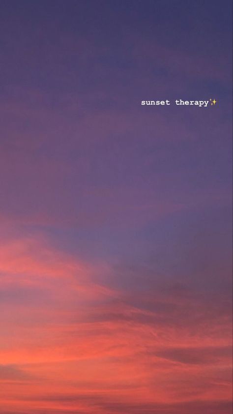 Sunset For Instagram Story, Sunset Ideas Instagram, Caption For Sunset Picture, Sky Pics Instagram Story, Sunset Pictures Instagram Story, Sunset Ig Story Ideas, Sunset Story Ideas, Sunset Ig Story, Sunset Insta Story