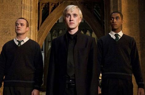 draco malfoy, blaise zabini and gregory goyle-deathly hallows part 2 Draco Malfoy Harry Potter, Malfoy Harry Potter, Harry Potter Draco, Imprimibles Harry Potter, Malfoy Family, Draco Malfoy Aesthetic, Harry Potter Icons, Draco And Hermione, Tom Felton Draco Malfoy