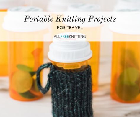 Portable Knitting Projects for Travel Travel Knitting Projects, Small Knitting Projects, Travel Knitting, Travel Project, Knitting Tote Bag, Knit Baby Booties, On The Plane, Learn How To Knit, Travel Images