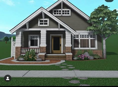 Bloxburg One Story Realistic House, Bloxburg Photo Codes Landscape, Bloxburg Realistic Tiny House, Green Bloxburg House Exterior, House Design Bloxburg Exterior, Blocksburg House Realistic, Bloxburg Building Ideas Exterior, Bloxburg Tiny House Ideas Exterior, Blocksburg House Outside