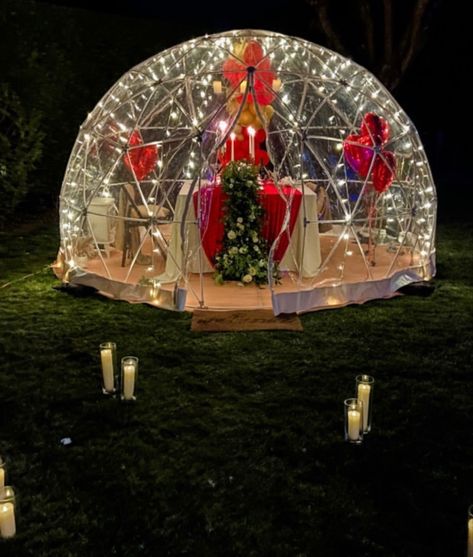 Igloo Decorations, Garden Igloo Dome Party, Igloo Restaurant, Garden Dome Igloo, Climbing Dome Igloo, Christmas Inflatable Snow Globe, Outdoor Date, Bubble Tent, Tent Decorations