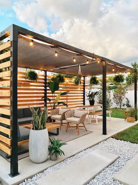 Modern Patio Pergola, Outdoor Pergola Ideas Backyards, Terrasse Med Tak, Ideas Terraza, Design Restaurant, Backyard Renovations, Backyard Remodel, Patio Garden Design, Backyard Inspiration