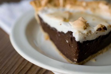 Grandma’s chocolate pie | Homesick Texan Grandma's Chocolate Pie, Chocolate Meringue Pie, Chocolate Meringue, Chocolate Pie Recipes, Chocolate Custard, Pie Day, Chocolate Pie, Meringue Pie, Chocolate Pies