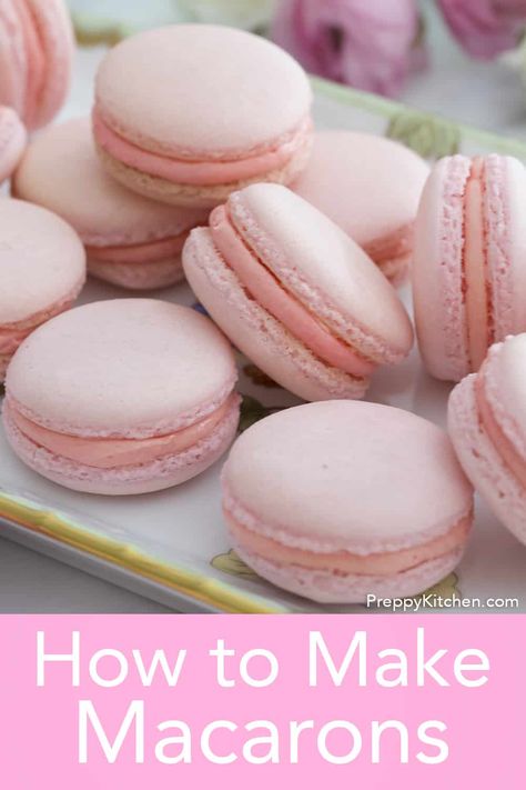 These French macarons make a very special treat to give your friends and family. They're bite-sized Heaven! I've included ALL the tips and tricks I can think of to help you make these cookies picture perfect and delicious! Easy French Macaron Recipe, Macaroons Cookies, Make Macarons, Cornflake Cookies, French Macarons Recipe, Cheesecake Oreo, Macaron Filling, Cookie Crisp, How To Make Macarons