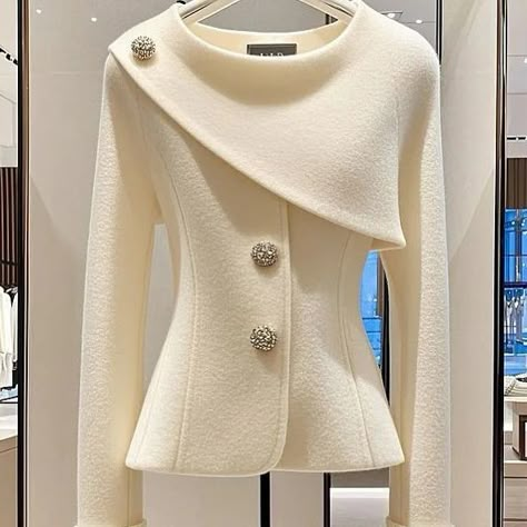 ‘ERNESTA’ COAT 🎯 Price $71 One Color S-XXL Size ➡️Sweaters collection 🎯 Escapexit.com Elegant Jacket, Casual Professional, Women Overcoat, Cardigan Sweater Jacket, Woolen Coat, Hooded Tops, Coats And Jackets, Fashion Sewing, Outerwear Women