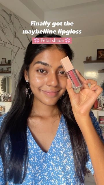 Maybelline Petal Gloss, Maybelline Lip Gloss Petal, Maybelline Lipgloss, Dark Pink Lipstick, Light Pink Lipstick, Maybelline Lipstick, Pink Lip Gloss, Maybelline Super Stay, Affordable Makeup