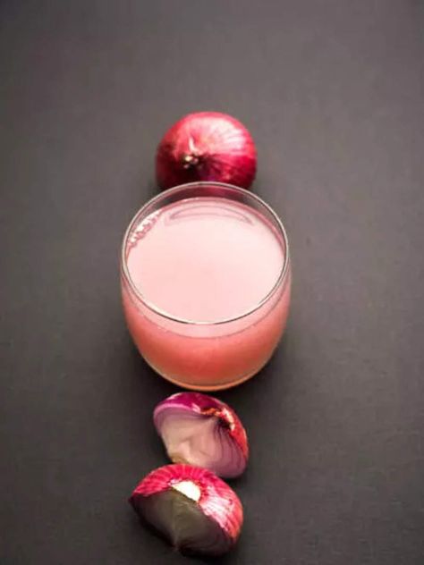 Onion Juice For Hair Growth, Juice For Hair Growth, Juice For Hair, Onion Juice For Hair, Humble Kitchen, Onion Oil, Faster Hair Growth, Homemade Hair Treatments, Dandruff Remedy