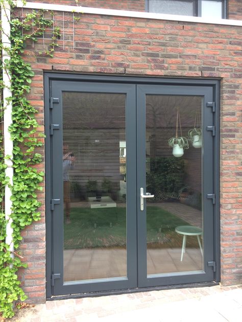 Deceuninck Zendow#neo Premium  Decoroc Ral 7016 Garage To Living Space, Garage Studio, French Doors Patio, Kitchen Extension, Ral Colours, Little Garden, Back Doors, Patio Doors, Double Doors