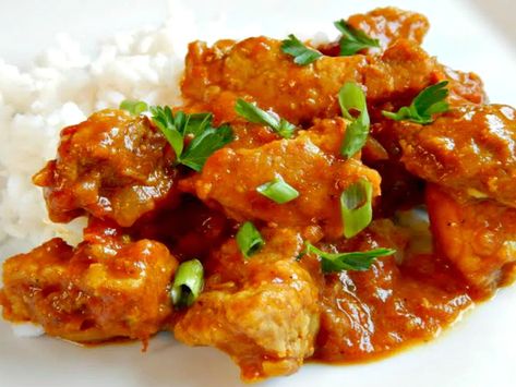 Pork Curry Recipes, Pork With Vegetables, Cubed Pork, Chunky Beef Stew, Pork With Rice, Bacon Wrapped Meatballs, Well Stocked Pantry, Curry Pork, Vegetable Gravy