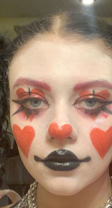 Heart Eye Clown Makeup, Clown Tears Makeup, Valentine’s Day Clown Makeup, Clown Makeup Lips, Heart Clown Makeup Aesthetic, Cute Colorful Clown Makeup, Feminine Clown Makeup, Valentine Clown Makeup, Big Makeup Looks