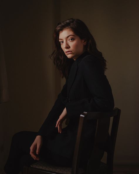 Lorde at the Chateau Marmont Hotel in Los Angeles on May 18. Mark Mahaney for TIME Composition Inspiration, Troye Sivan, Melodrama, Charli Xcx, Justin Timberlake, Lorde, Melanie Martinez, Girl Crush, Pop Star